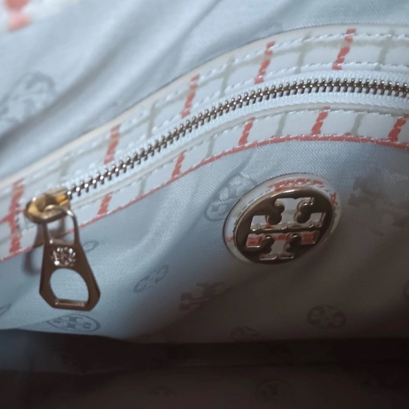 ***price drop***EUC Tory Burch Large Priscilla Bag in Tweed- Retired - Picture 5 of 9